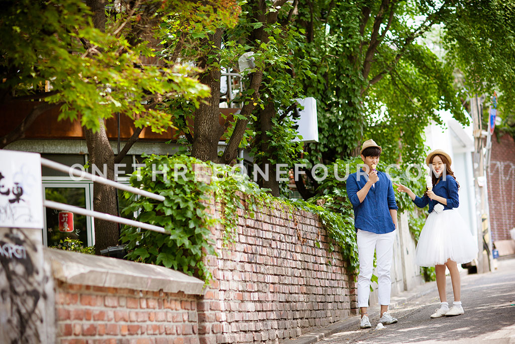 Korean Studio Pre-Wedding Photography: Hongdae (홍대) (Outdoor) by The Face Studio on OneThreeOneFour 34