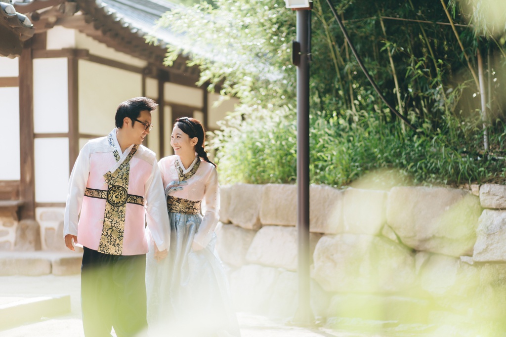 Traditional Hanbok Couple Shoot At Dream Forest, Korea by Jungyeol on OneThreeOneFour 2
