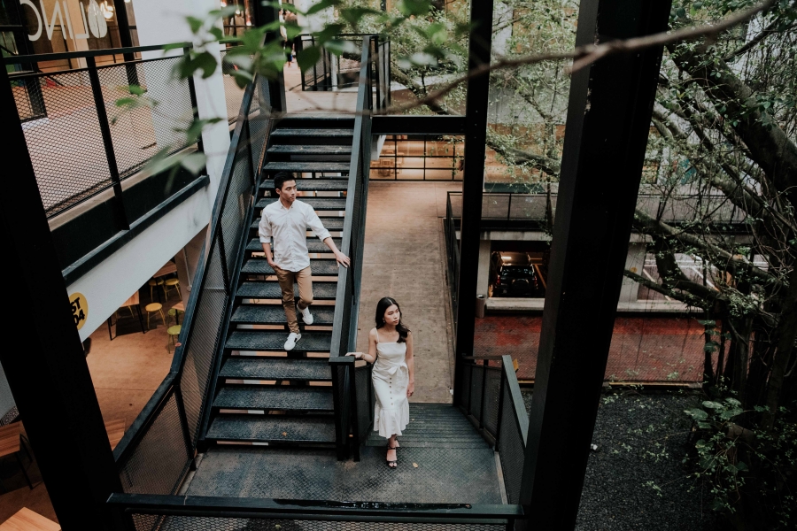 Malaysia Casual Pre Wedding Couple Photoshoot At Linc KL Shopping Mall In Ampang by Yan on OneThreeOneFour 12