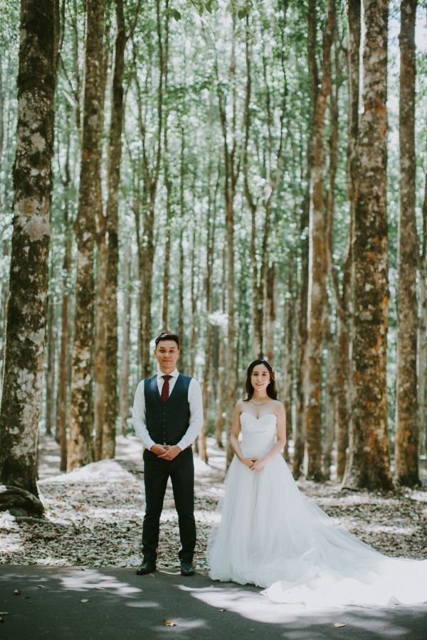 A&D: Pre-Wedding Photoshoot at Bali's Lake Tamblingan and Royal Botanic Gardens  by Cahya on OneThreeOneFour 17