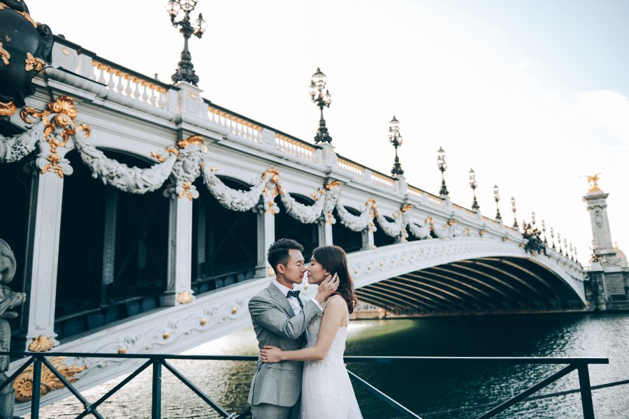 A&M: 巴黎婚紗攝影 - 艾菲爾鐵塔，羅浮宮，比爾哈凱姆橋 by Arnel on OneThreeOneFour 21
