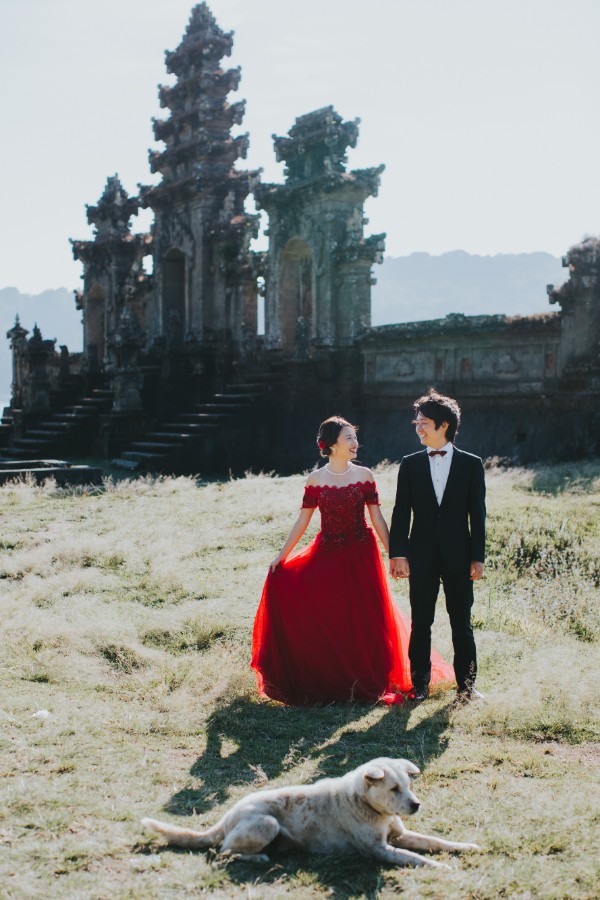M&J: Pre-Wedding Photoshoot for a Japanese couple in Bali at Lake Tamblingan and Munduk Waterfall by Cahya on OneThreeOneFour 12
