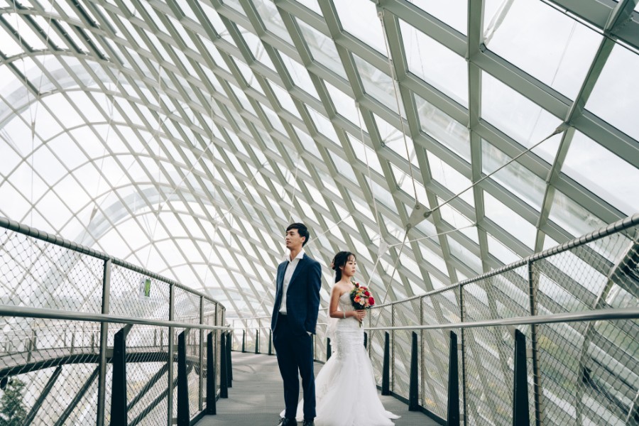 F&N: Cutest couple pre-wedding at Jurong Lake, Gardens by the Bay & Jewel by Grace on OneThreeOneFour 22