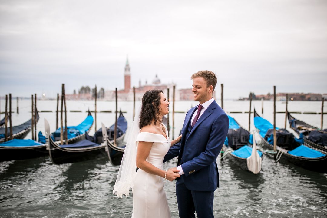 D&K: Romantic pre-wedding photoshoot at Italy Venice by Valerio on OneThreeOneFour 9