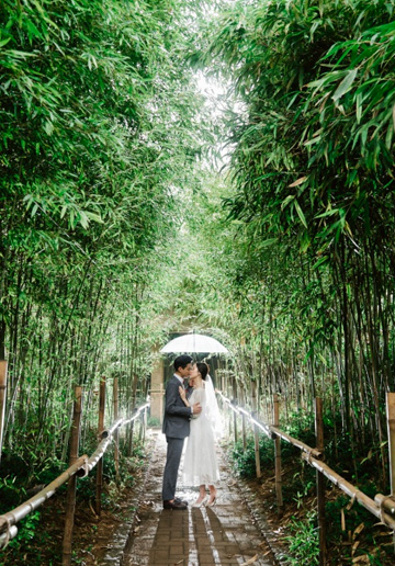 Korea Couple Pre-Wedding Photoshoot At Seonyundo Park, Seoul