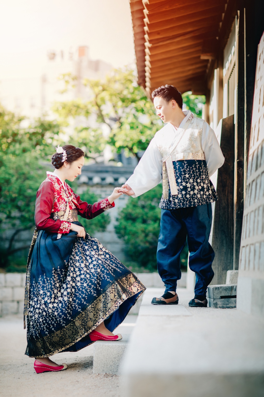 Traditional Hanbok Couple Photoshoot at Namsangol Hanok Village  by Jungyeol on OneThreeOneFour 2