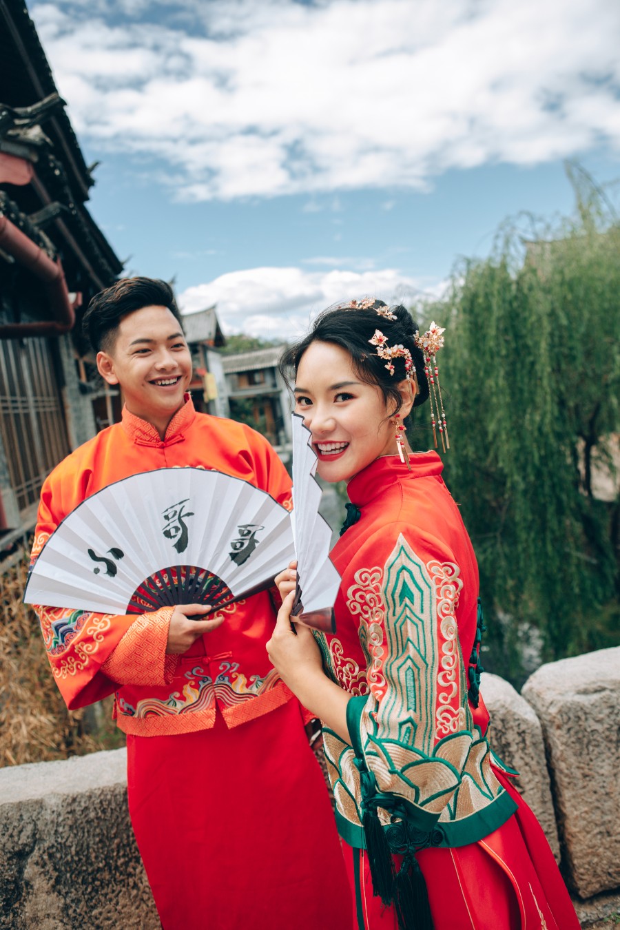 Yunnan Outdoor Pre-Wedding Photoshoot At Lijiang Jade Dragon Mountain & Ancient Town by Cao on OneThreeOneFour 9