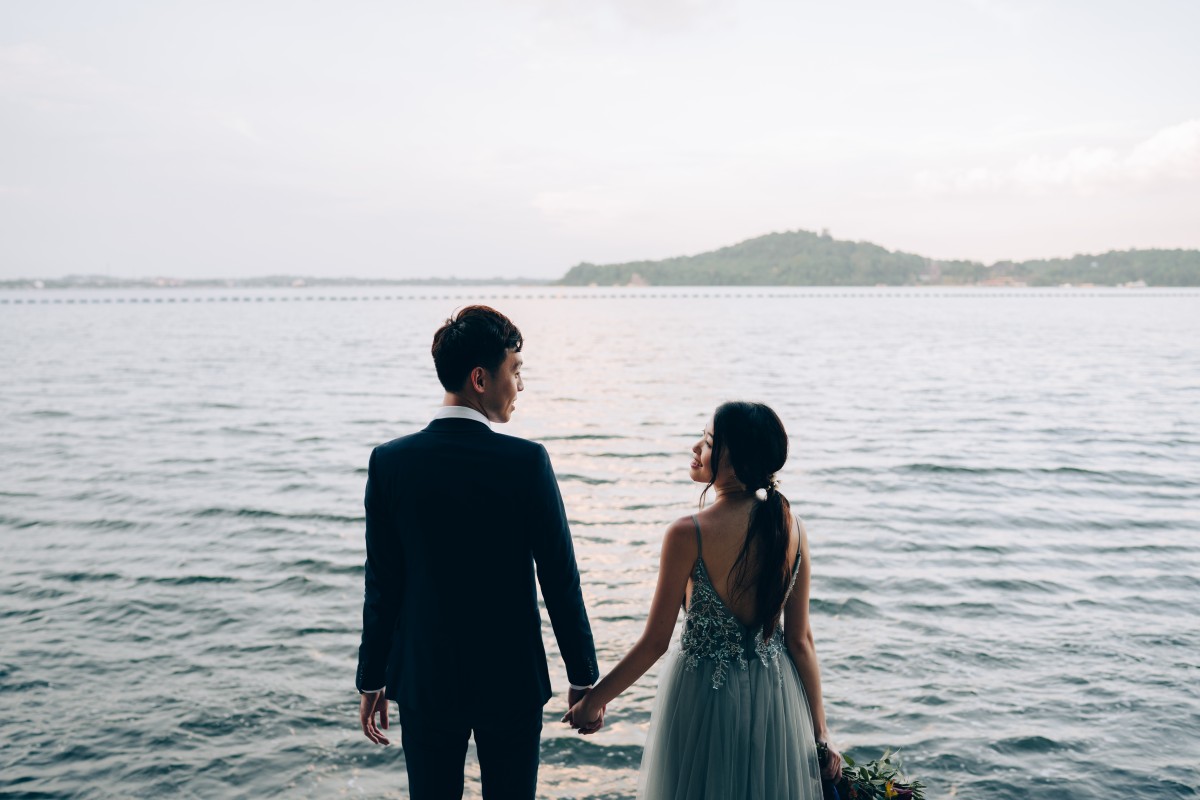 Singapore Pre-Wedding Photoshoot At Coney Island  by Grace on OneThreeOneFour 27