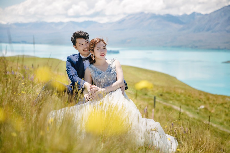 SH&J: Romantic fairytale pre-wedding in New Zealand with horse and at Lake Pukaki and Lake Tekapo by Fei on OneThreeOneFour 30