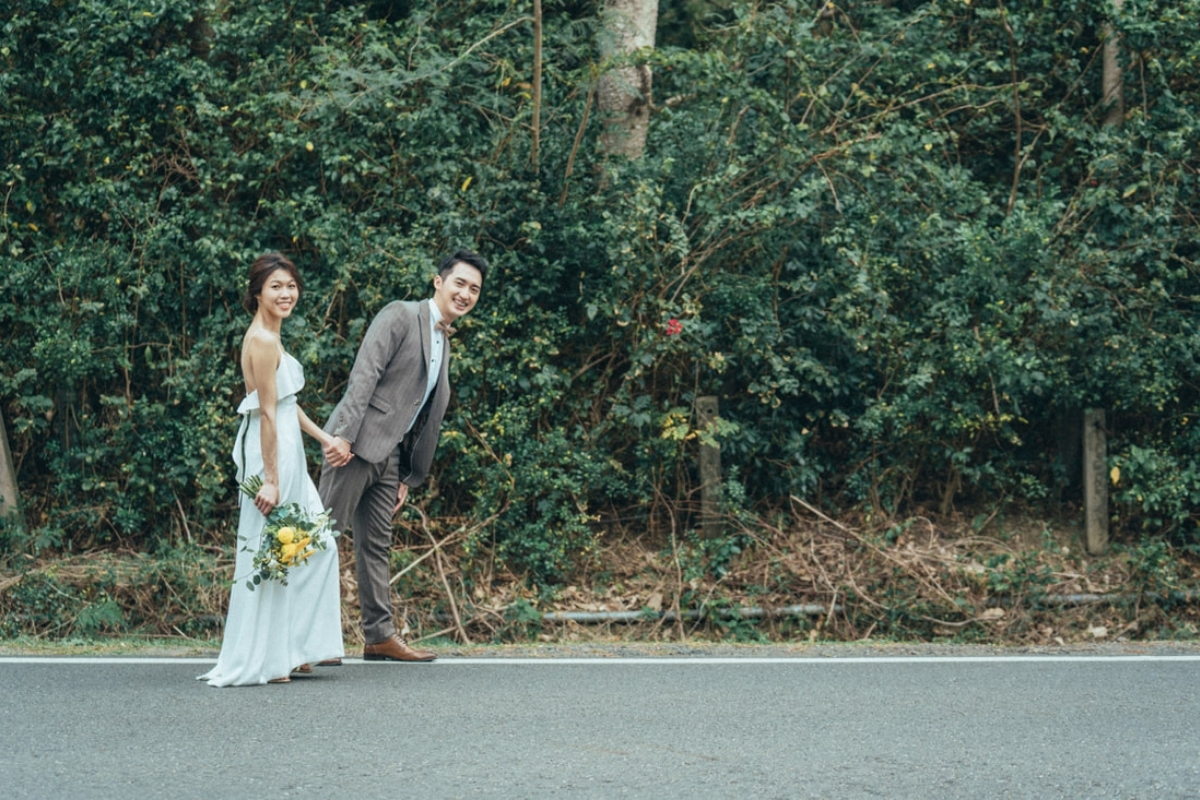 Taiwan Pre-Wedding Photoshoot Cafe Pier Lighthouse Countryside Street Beach by  on OneThreeOneFour 28