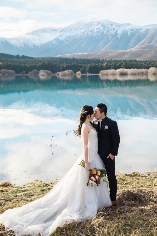 New Zealand Lake Tekapo, Lake Pukaki and Arrowtown Pre-Wedding Photoshoot by Fei on OneThreeOneFour 21