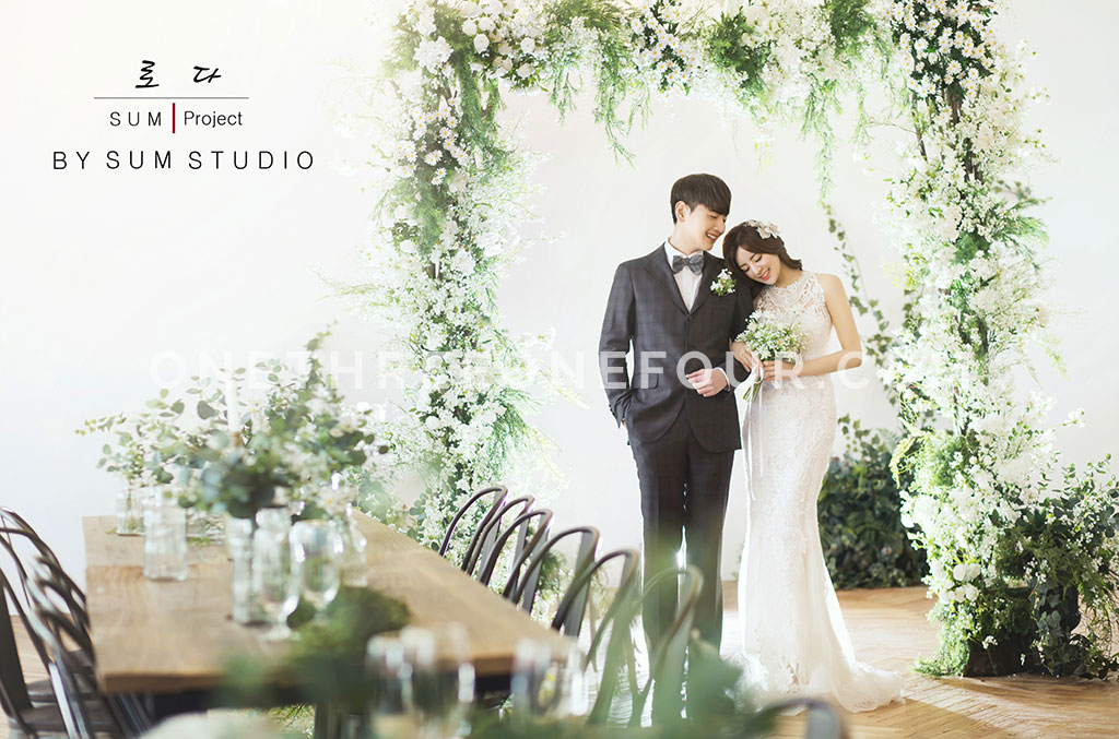 Korean Wedding Photos: Indoor Set (NEW) by SUM Studio on OneThreeOneFour 27