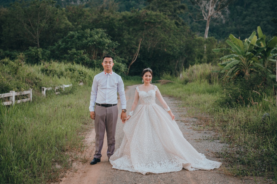 Khao Yai Pre-Wedding Photoshoot At Palio The Little Italian Village For Cambodia Couple by Por on OneThreeOneFour 40