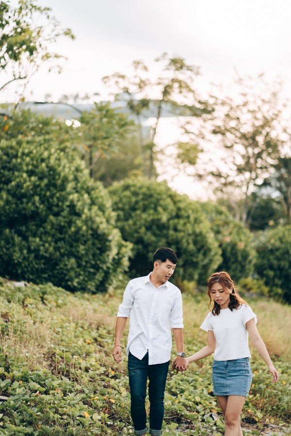 B&LY: Fort Canning, beach and Marina Bay Sands pre-wedding by Michael on OneThreeOneFour 15