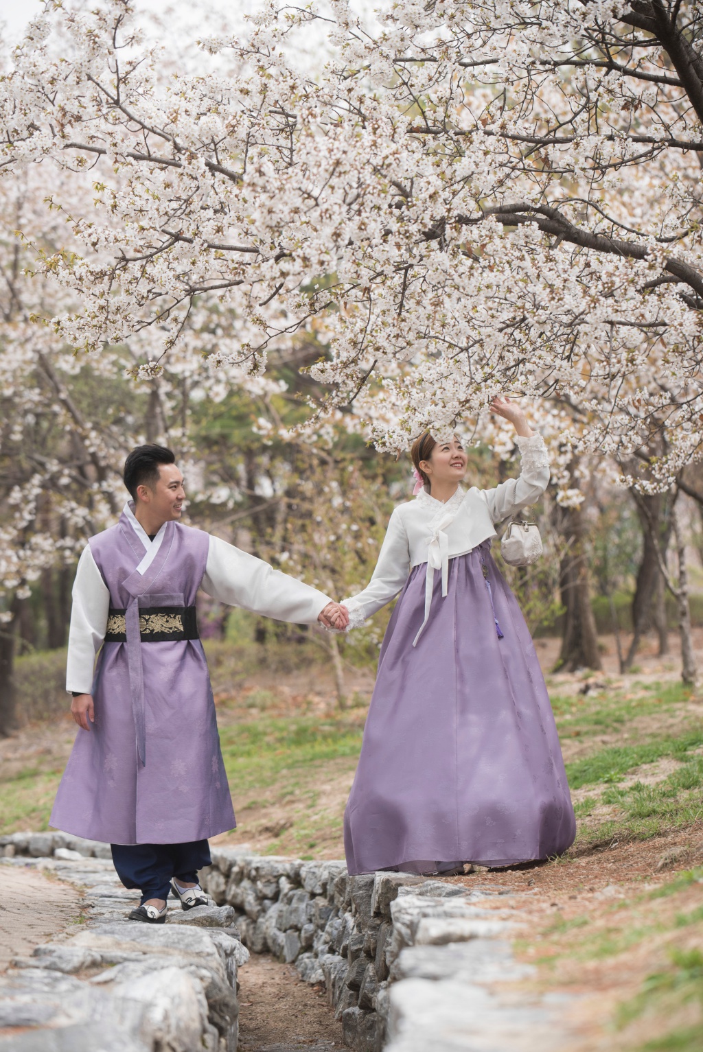 Korea Outdoor Hanbok Photoshoot And Surprise Proposal At Namsangol Hanok Village  by Jongjin  on OneThreeOneFour 1