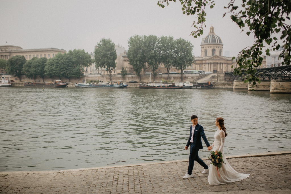 Pre-Wedding Photoshoot In Paris At Eiffel Tower And Palace Of Versailles  by LT on OneThreeOneFour 11