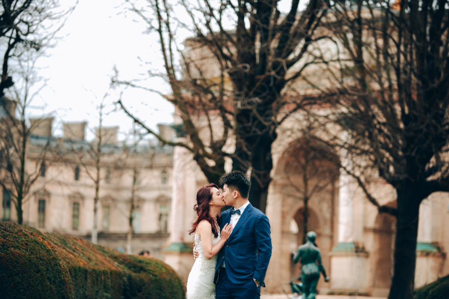 Paris Pre-Wedding Photography for Singapore Couple At Eiffel Tower And Palais Royale  by Arnel on OneThreeOneFour 6