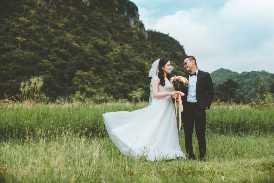 Khao Yai Pre-Wedding Photoshoot At Khao Yai National Park And Italian Village by Por  on OneThreeOneFour 1