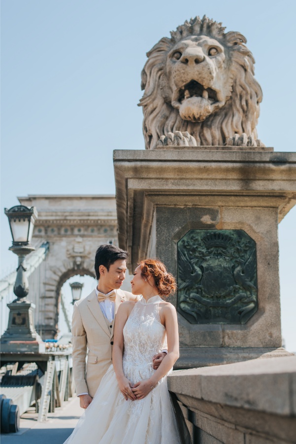 S&G: Budapest Pre-wedding Photoshoot at Castle District by Drew on OneThreeOneFour 23