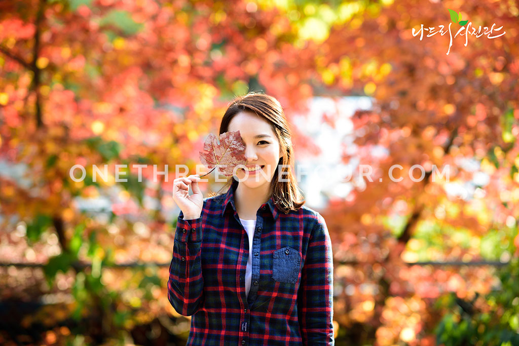 Korean Studio Pre-Wedding Photography: Autumn (Outdoor) by Nadri Studio on OneThreeOneFour 16