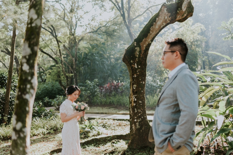 Malaysia Nature Theme Pre-Wedding Photoshoot At Lake Garden by Yan on OneThreeOneFour 1