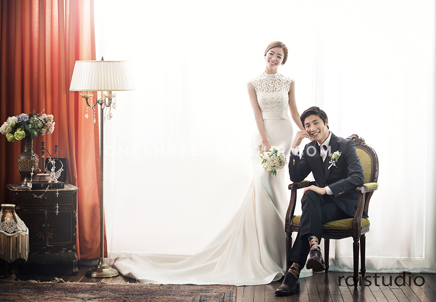 Korean Wedding Studio Photography: Vintage European Set by Roi Studio on OneThreeOneFour 21