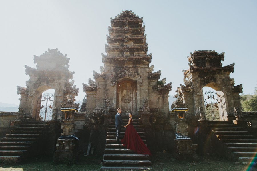 A&D: Pre-Wedding Photoshoot at Bali's Lake Tamblingan and Royal Botanic Gardens  by Cahya on OneThreeOneFour 10