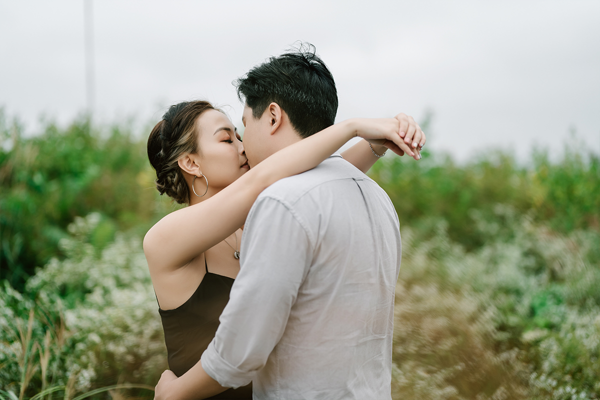 Korea Casual Elopement Couple Photoshoot at Haneul Sky Park by Jungyeol on OneThreeOneFour 10