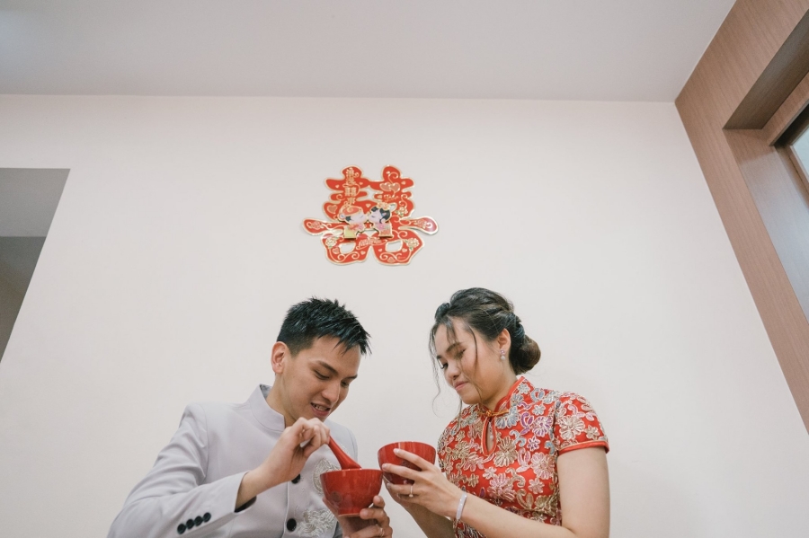 Singapore Actual Wedding Day Photography At Four Seasons Hotel by Sheereen on OneThreeOneFour 19