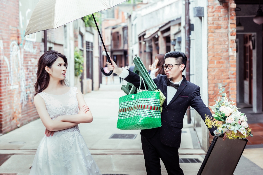 Taiwan Prewedding Photoshoot: Cafe, Bopiliao Historical Block and Ximenting  by Doukou on OneThreeOneFour 13