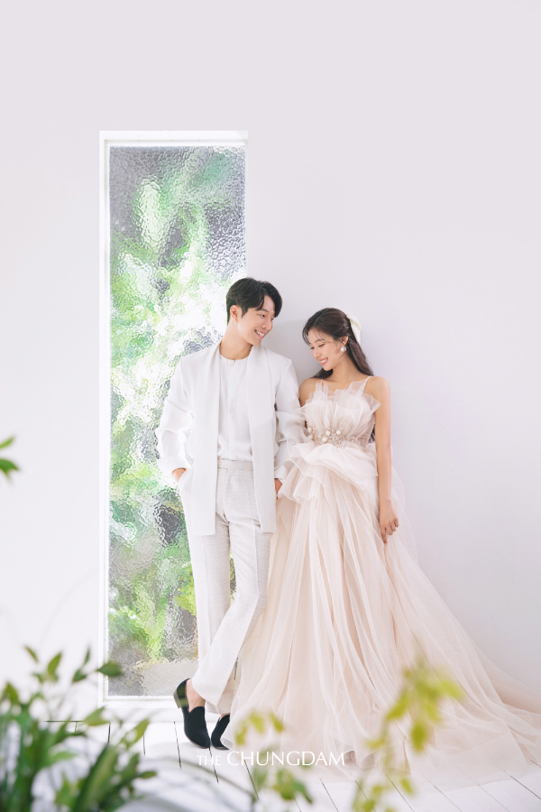 [Latest] Chungdam Studio 2023 Korean Pre-Wedding Photoshoot by Chungdam Studio on OneThreeOneFour 4