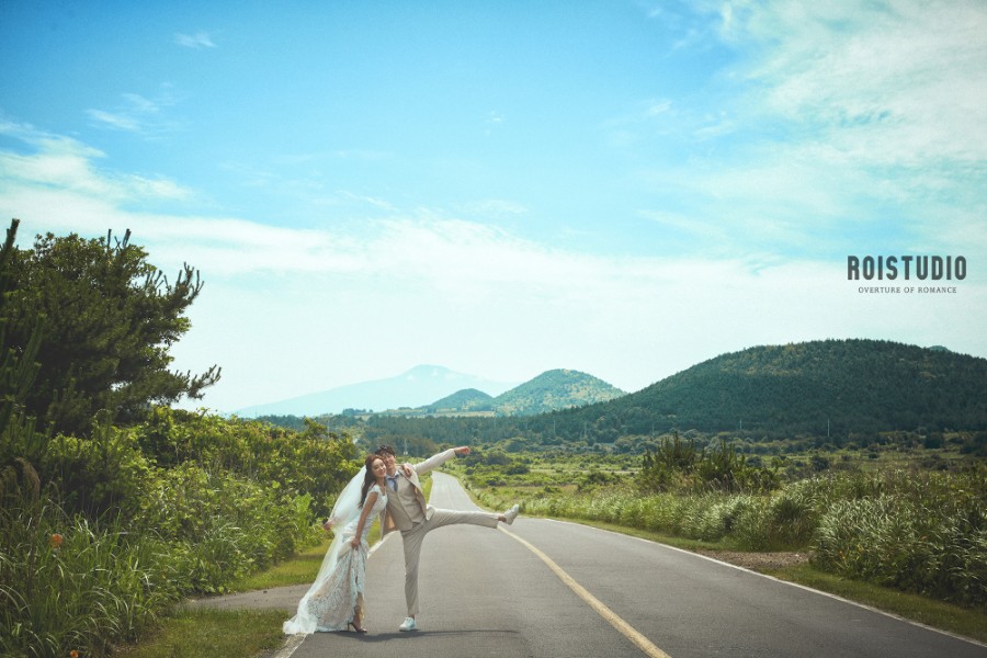 ROI Studio: Jeju Island Pre-Wedding Photography Studio by Roi on OneThreeOneFour 29