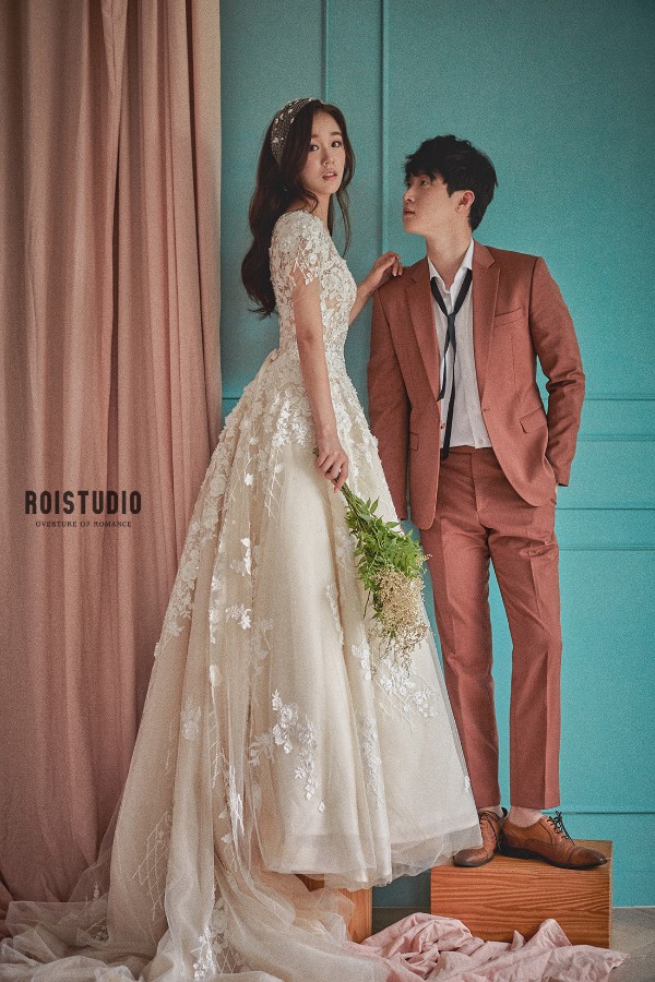 ROI Studio: Jeju Island Pre-Wedding Photography Studio by Roi on OneThreeOneFour 34