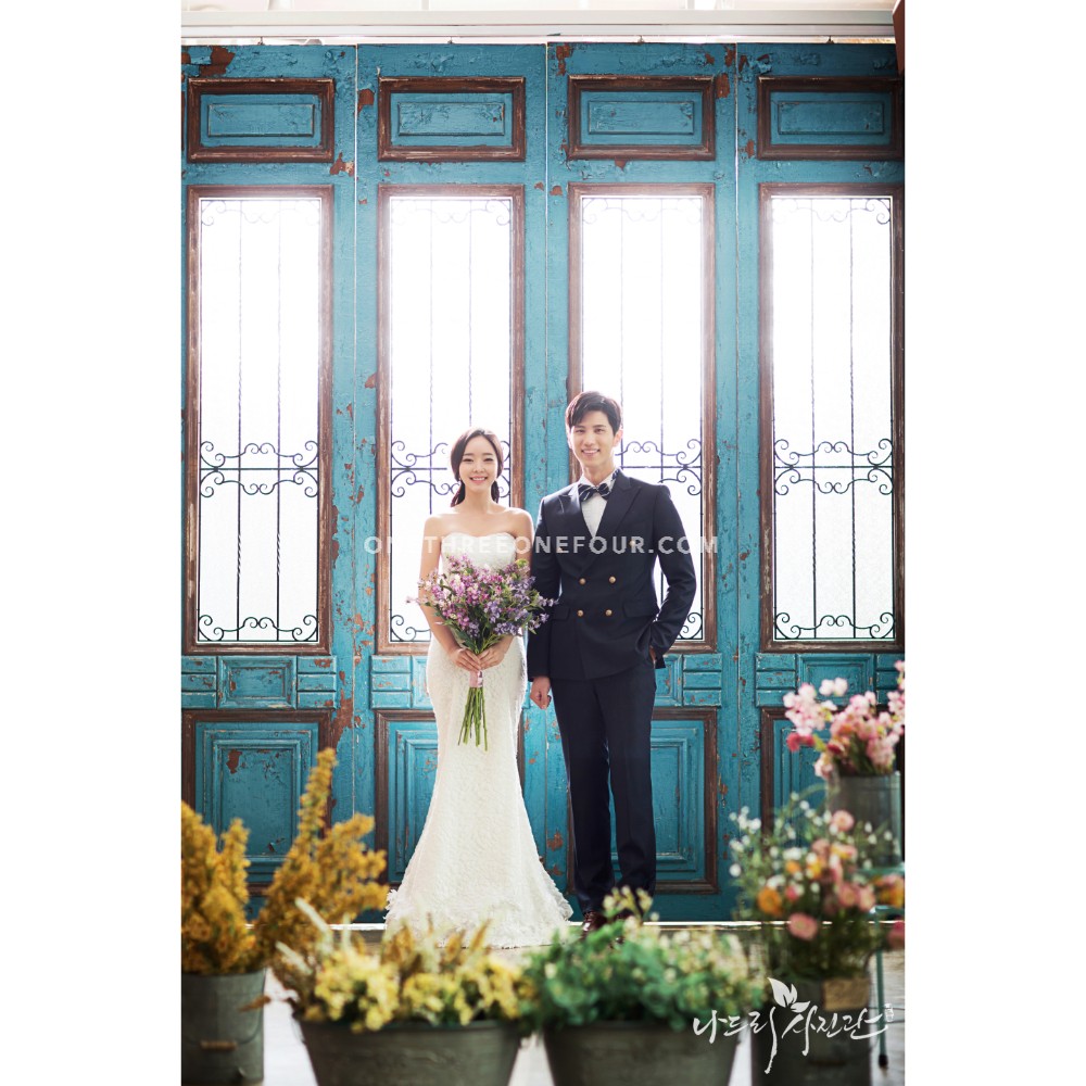 Korean Studio Pre-Wedding Photography: Studio by Nadri Studio on OneThreeOneFour 24
