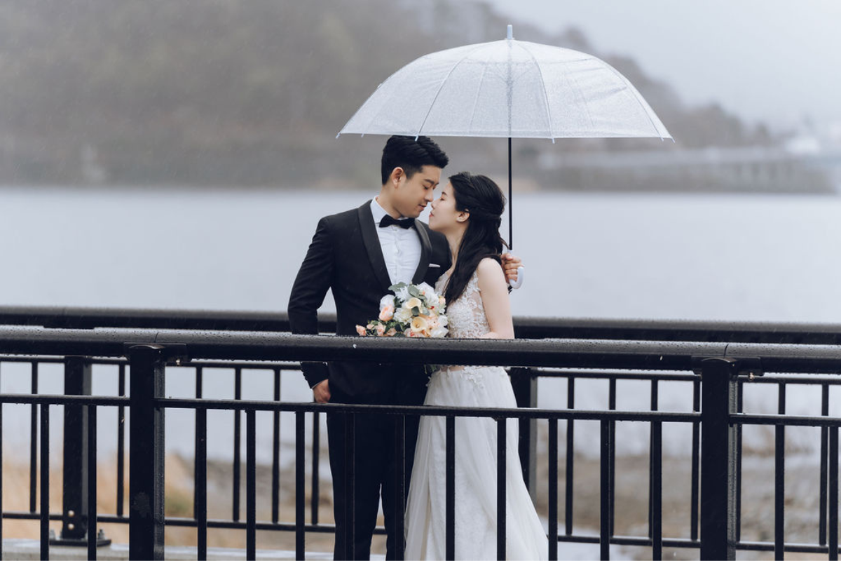 US Couple's Spring Season Kimono & Prewedding Photoshoot At Chureito Pagoda, Lake Kawaguchiko In Tokyo by Cui Cui on OneThreeOneFour 16