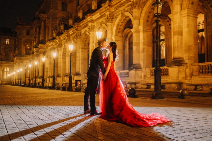 Paris Eiffel Tower and the Louvre Prewedding Photoshoot in France by Vin on OneThreeOneFour 50