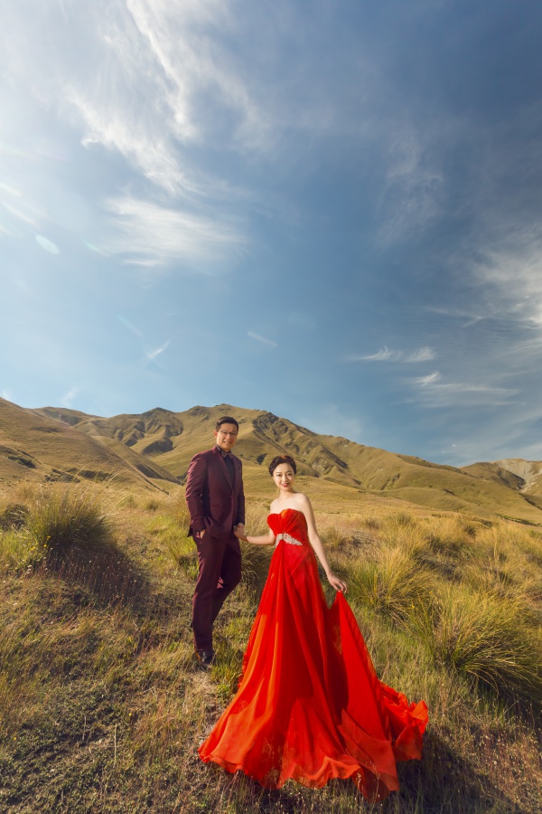 New Zealand Pre-Wedding Photoshoot At Christchurch, Lake Pukaki And Alpaca Farm  by Xing on OneThreeOneFour 23