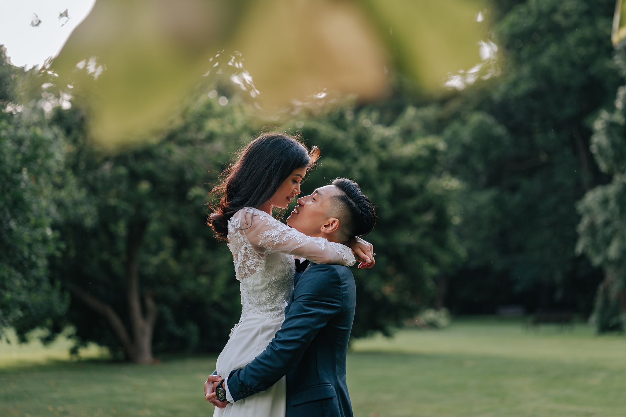 Melbourne Pre-Wedding Photoshoot in Royal Botanical Gardens & Redwood Forest by Freddie on OneThreeOneFour 17