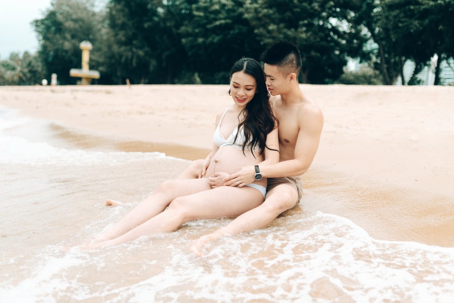 Singaporean influencer Faustina's maternity shoot at East Coast Park by Toh on OneThreeOneFour 15