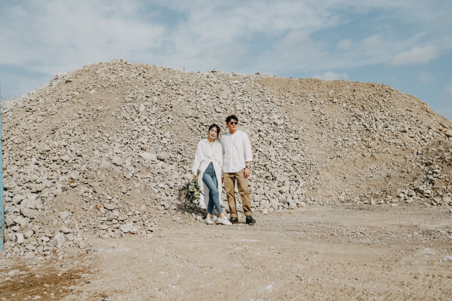 Singapore Pre-Wedding Photoshoot At Coney Island  by Charles on OneThreeOneFour 10