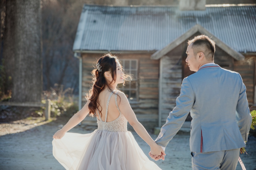 New Zealand Pre-Wedding Photoshoot At Lake Hayes, Arrowtown, Lake Wanaka And Mount Cook National Park  by Fei on OneThreeOneFour 15