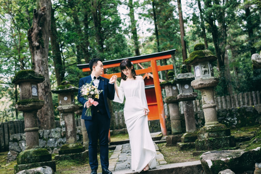 Japan Pre-Wedding Photoshoot At Nara Deer Park  by Jia Xin on OneThreeOneFour 1