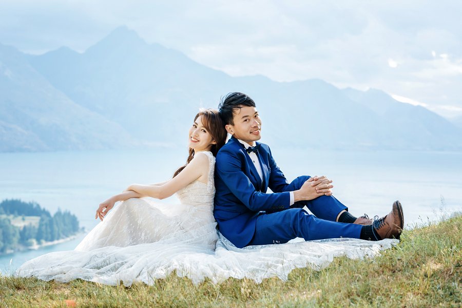 J&T: New Zealand Pre-wedding Photoshoot at Lavender Farm by Fei on OneThreeOneFour 30