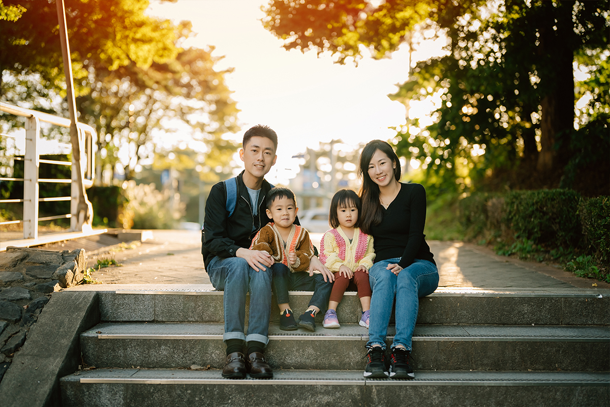 Fun Family Photoshoot at Seoul Forest, Korea by Jungyeol on OneThreeOneFour 12