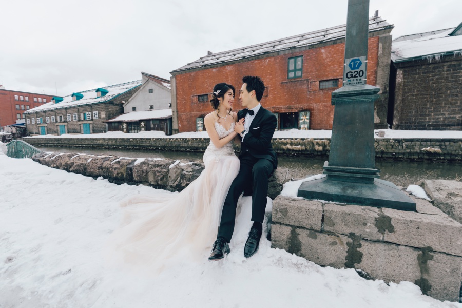 Hokkaido Outdoor Pre-Wedding Photoshoot At Otaru Canal And Nikka Whiskey Museum During Winter  by Nham on OneThreeOneFour 18