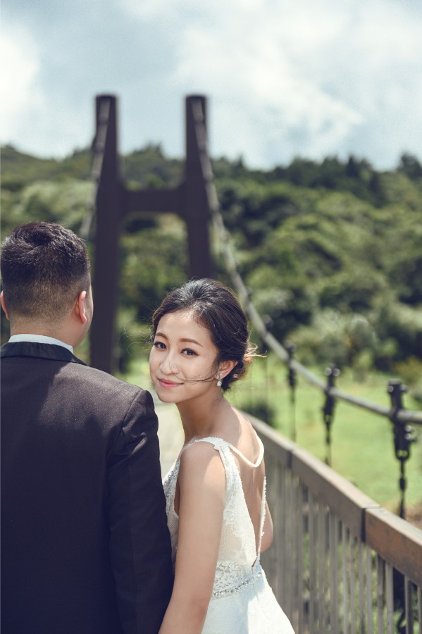 Taiwan Leng Shui Keng Suspension Bridge Prewedding Photoshoot by Doukou on OneThreeOneFour 6