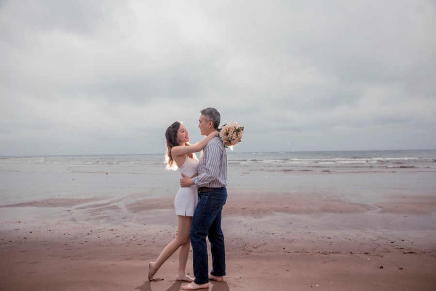 Taiwan Studio Pre-Wedding And Outdoor Photoshoot At The Park  by Doukou  on OneThreeOneFour 27