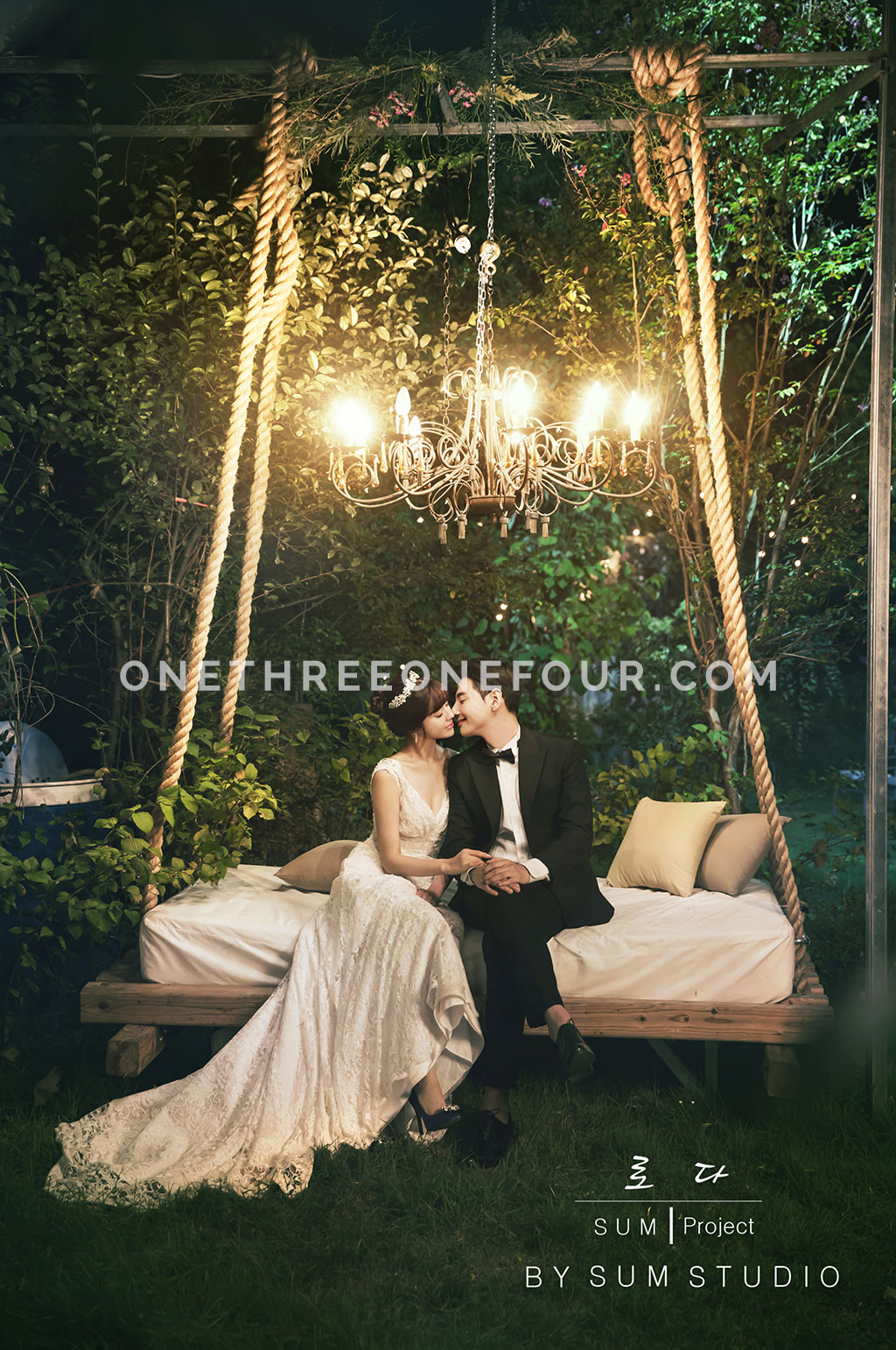 Korea Pre-Wedding Photography: Night Collection (NEW) by SUM Studio on OneThreeOneFour 6