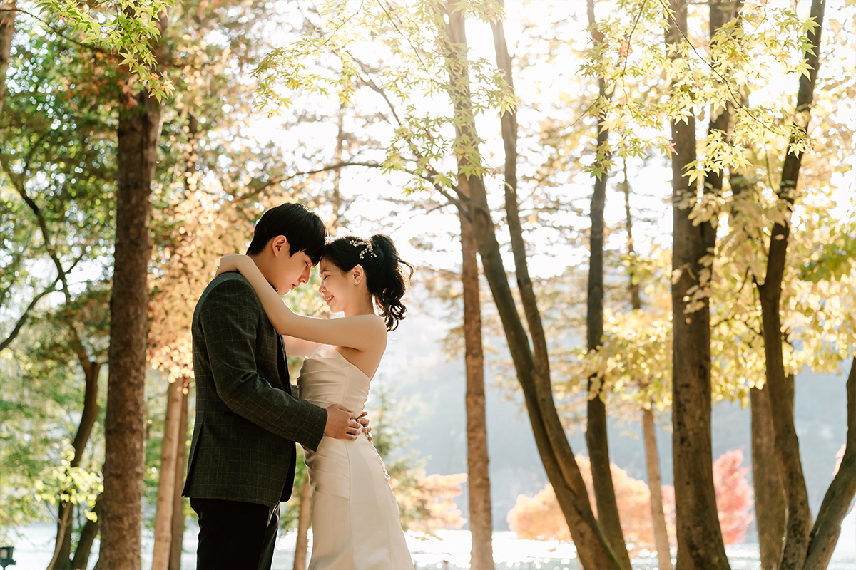 Korea Nami Island Romantic Autumn Pre-Wedding Photoshoot by Jungyeol on OneThreeOneFour 18