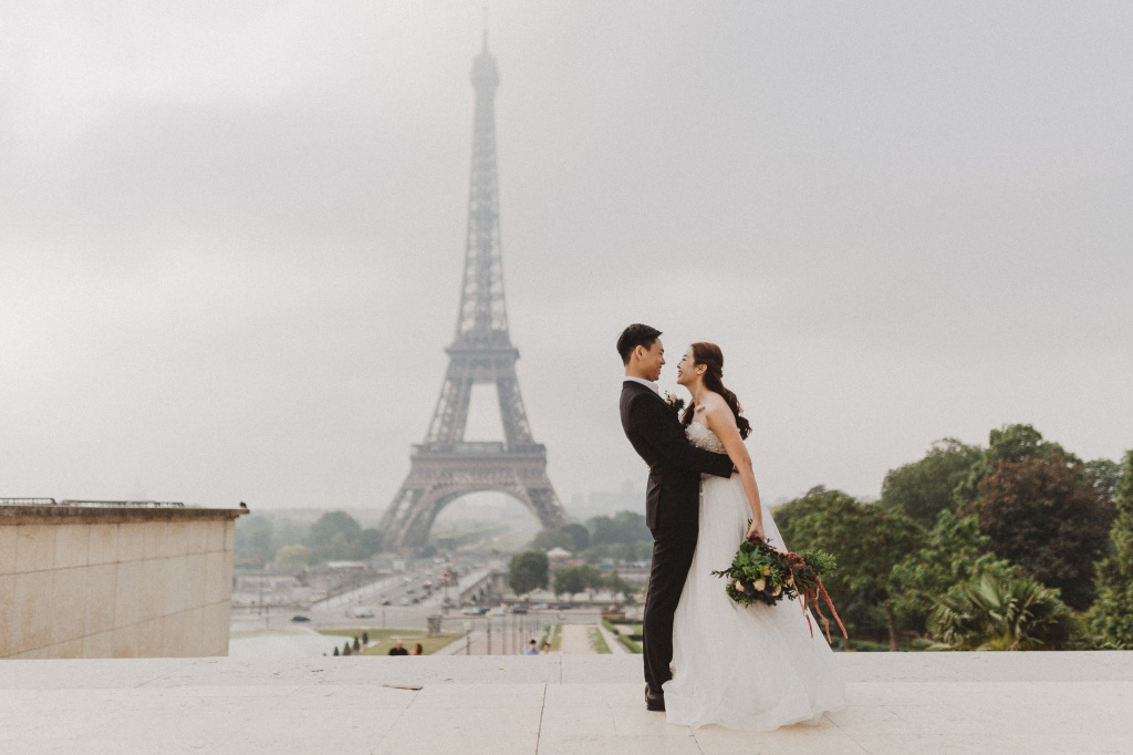 Pre-Wedding Photoshoot In Paris At Eiffel Tower And Palace Of Versailles  by LT on OneThreeOneFour 3
